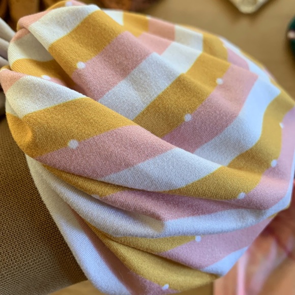 9 Bunny Knot brand bunnies! - Picture 10 of 15